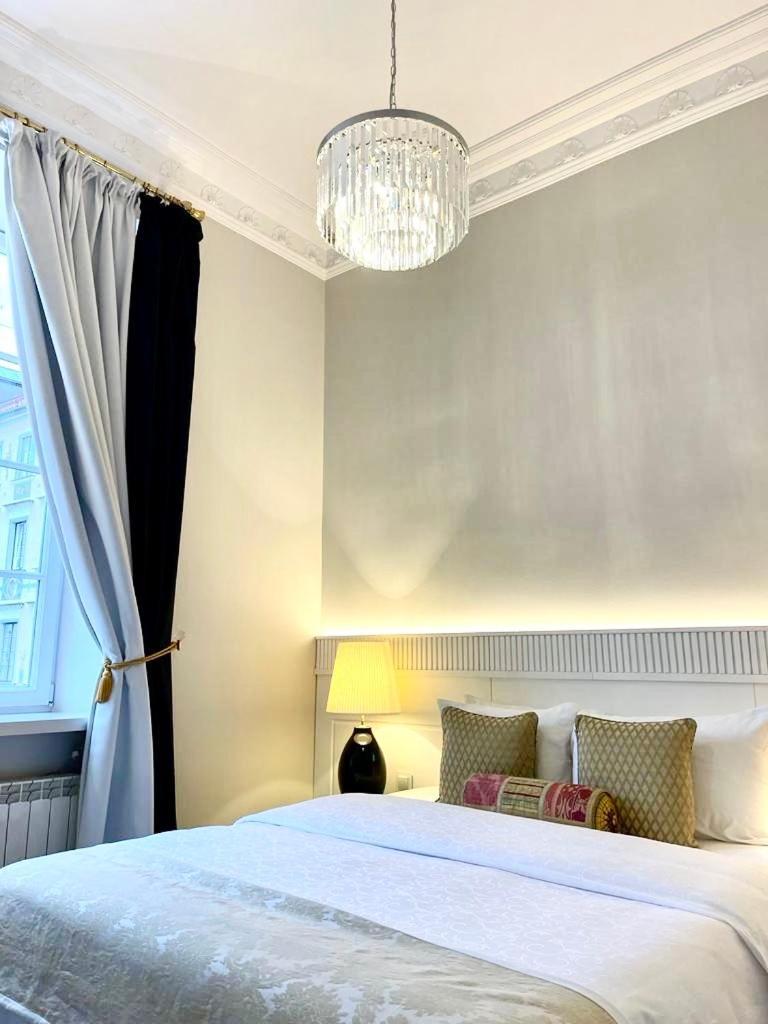 Luxury Suites & Apartments Mondrian Market Square II Warszawa Rom bilde